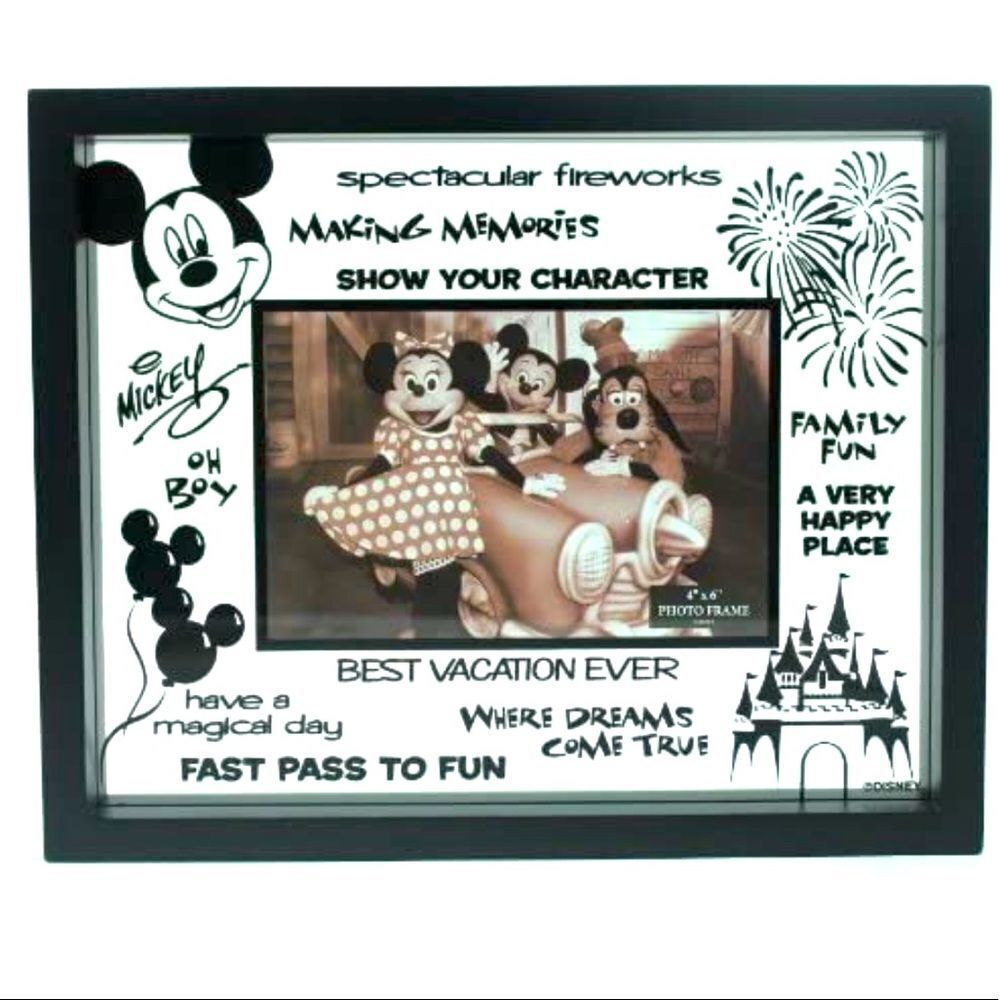 NIB DISNEY PARKS FLOAT FRAME 4x6